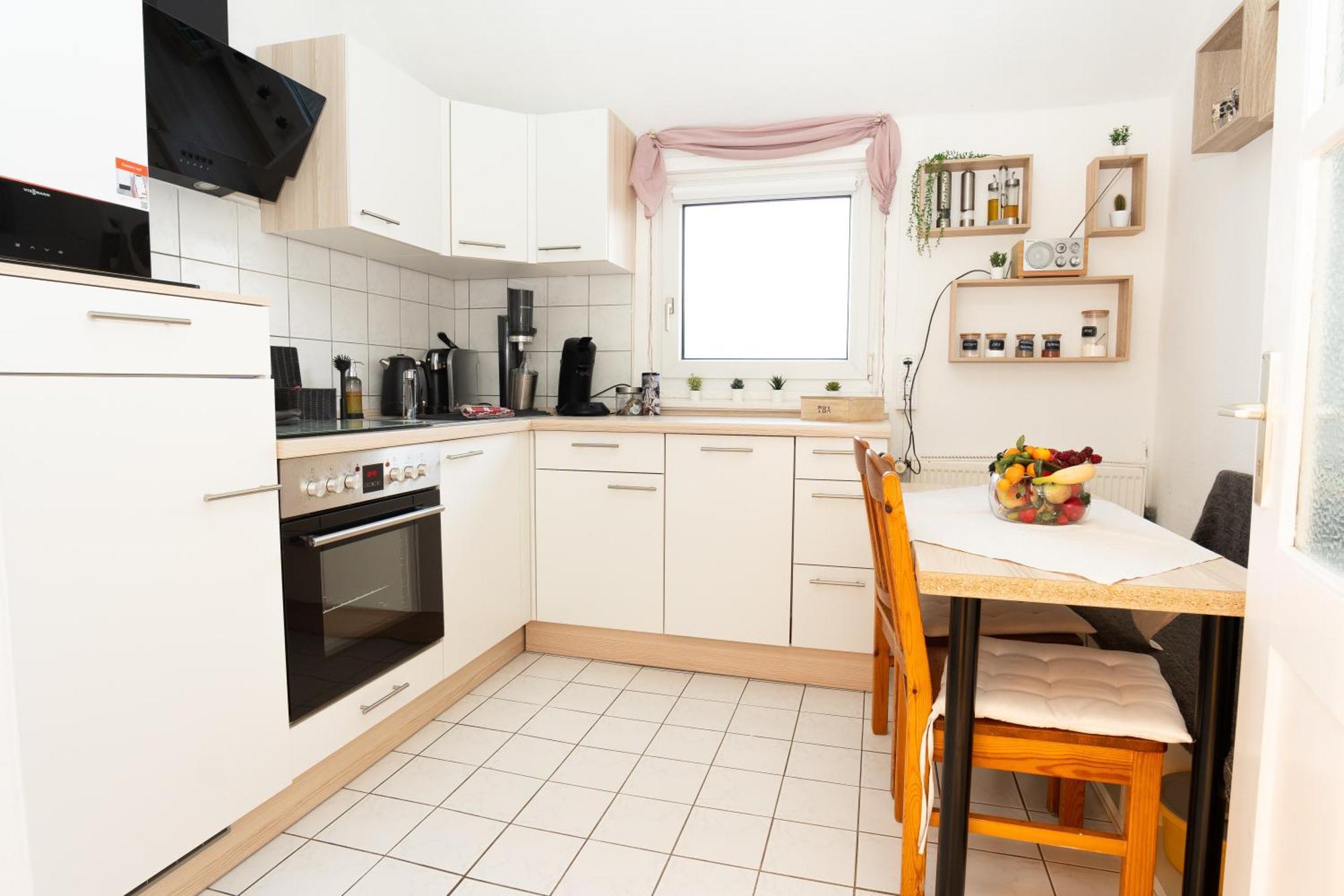 Zentrale Ruhige 3-Zimmer-Wohnung カッセル エクステリア 写真